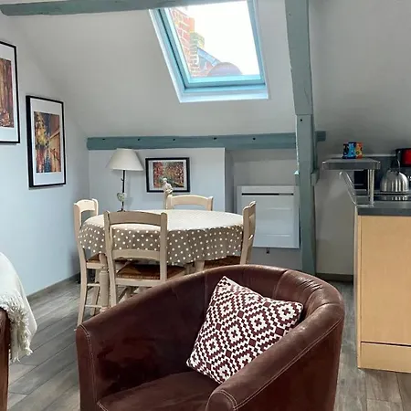 Sous Les Toits D'honfleur * Honfleur