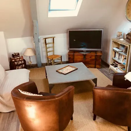 Sous Les Toits D'honfleur Apartament *