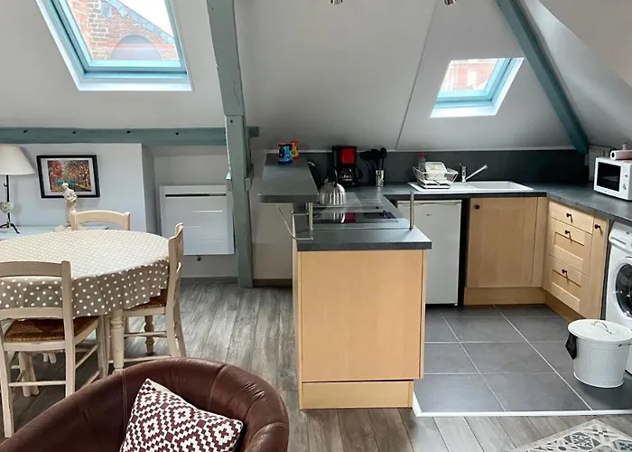Sous Les Toits D'honfleur Apartament
